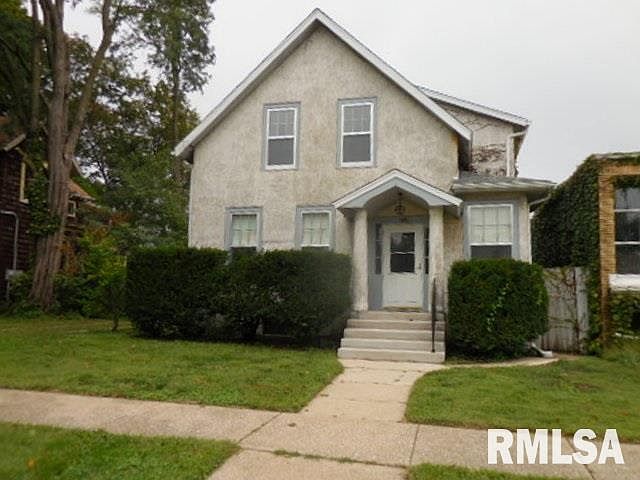 1st image of 375 E Grove St