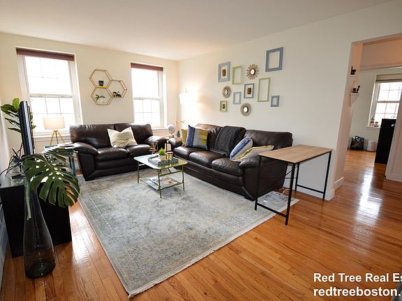 2nd image of 25 Englewood Ave #5S