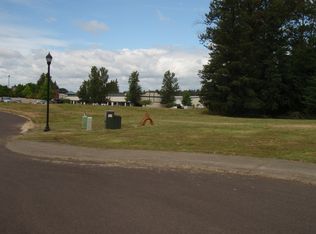 1568 SE 3rd Ct, Canby, OR 97013