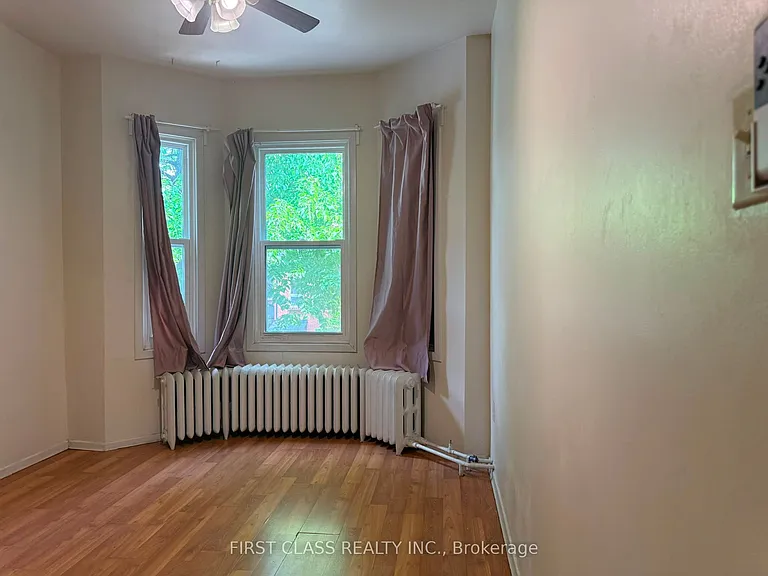 366 Lippincott St #2B — Photo 5
