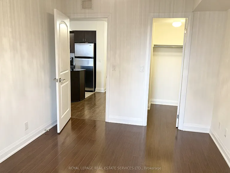55 De Boers Dr #204 — Photo 8