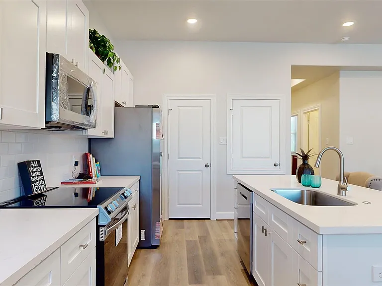 504 Nursery Rd #3106 — Photo 14