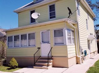 12 Staples St, Kingston, NY 12401