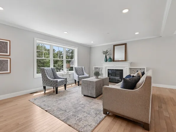 3 Hickory Hill Rd #1, Wakefield, MA 01880