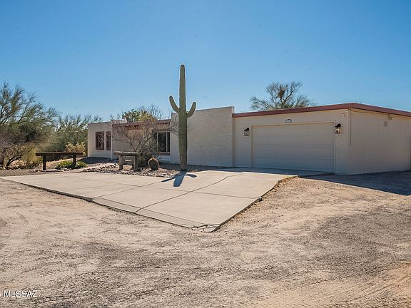 2nd image of 1831 W Placita Del Coyote