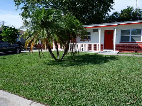 14247 Palm St, Madeira Beach, FL 33708