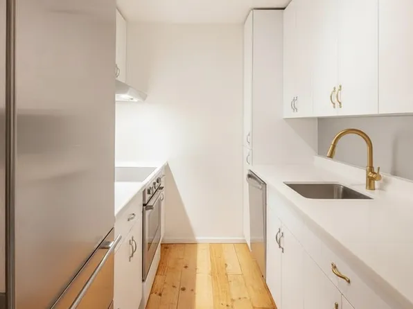 129 Barrow Street image 3 of 9