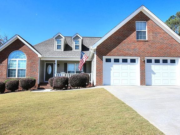 3rd image of 334 Peachtree Cir