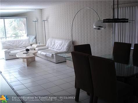2nd image of 6080 NW 44th St APT 315