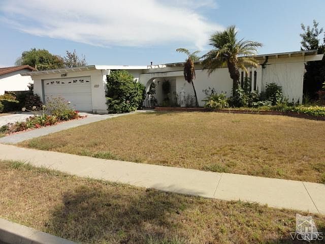1st image of 462 Calle Higuera