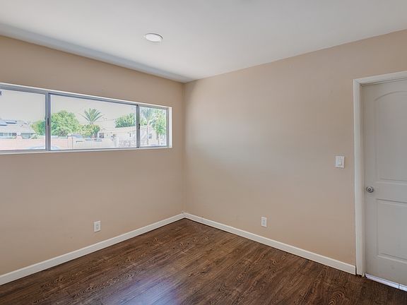 4th image of 8150 Radford Ave