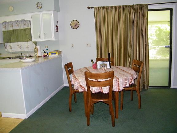 5th image of 23951 SW Dogwood Ln