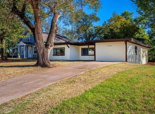 1805 E University Ave, Guthrie, OK 73044