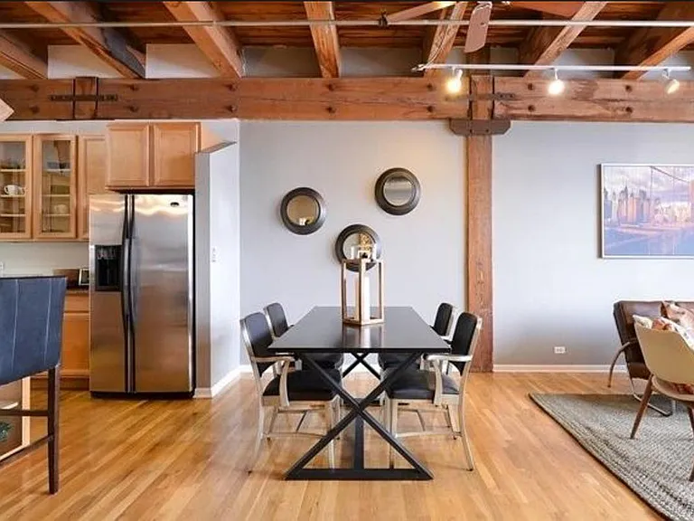 14 N Peoria St #5B — Photo 3