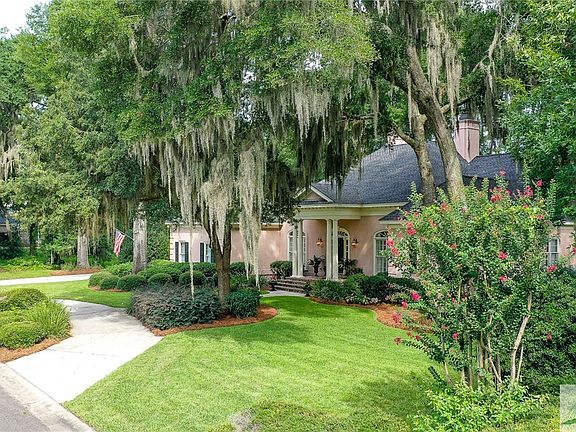 3rd image of 32 Bartow Point Dr