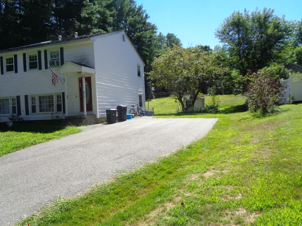 81 Highland St #1, Townsend, MA 01469