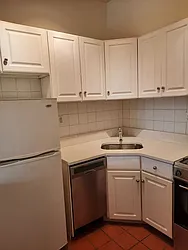 Rented by Green Line Realty