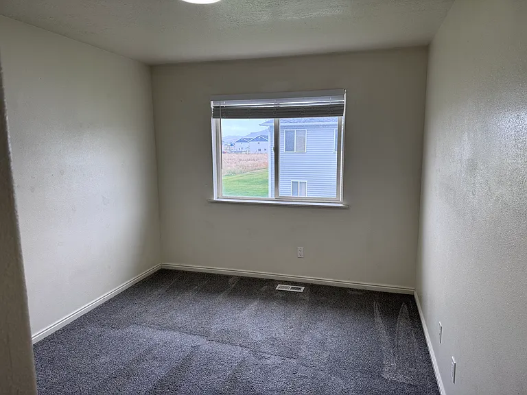 2505 W 450 N #2 — Photo 22