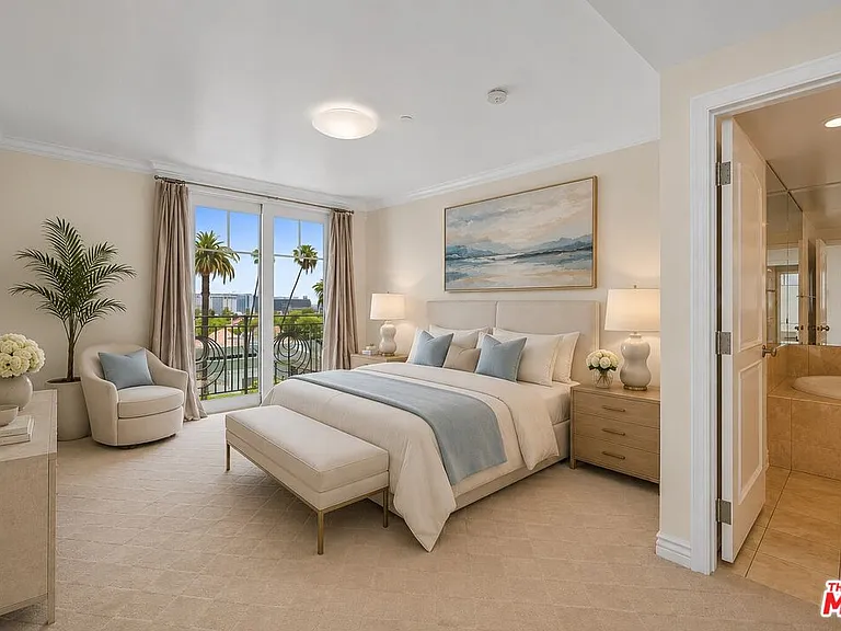 430 N Oakhurst Dr #Penthouse 406 — Photo 6