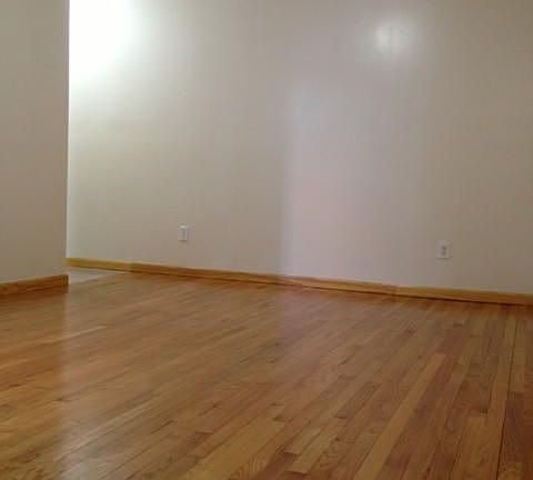 2nd image of 57 Kenmare St APT 11