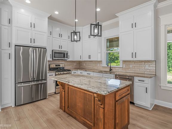 4th image of 2643 Germantown Rd