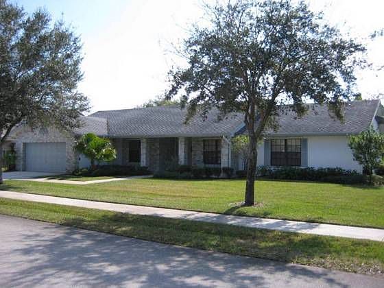 1st image of 10466 SW 17th Dr