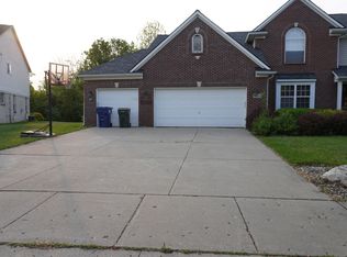 40560 Deer Creek Dr, Canton, MI 48188