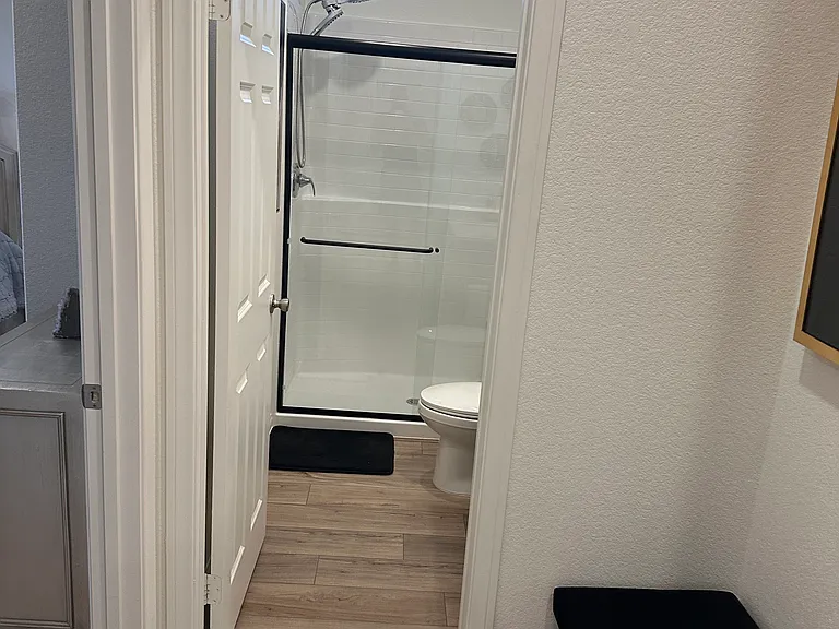 30528 Greenfield Dr — Photo 12