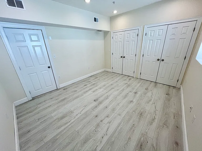 612 Main St #1 — Photo 8