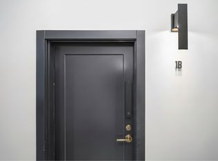 8900 Windemere Ave #2A, Brookfield, IL 60513