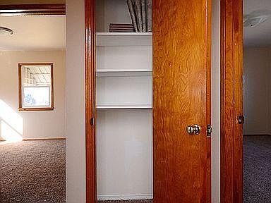 Entryway closet