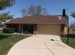 305 Tulip Ln, Troy, OH