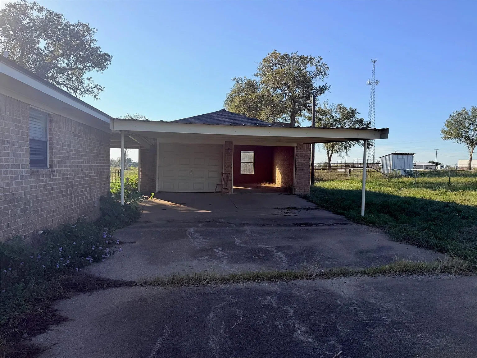 3 bed, 2.0 bath, $2,000 — Photo 3