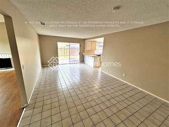 3rd image of 12388 Via De Palmas Dr