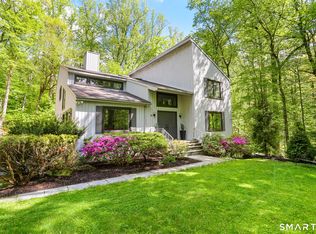 80 E Ridge Rd, Stamford, CT 06903