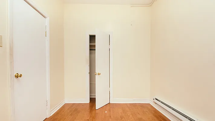 Rented by Nooklyn NYC LLC | media 9