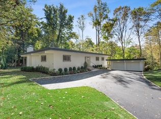 147 Hillair Cir, White Plains, NY 10605