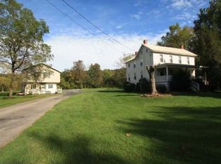 1132 Pleasant Valley Rd, Mount Pleasant, PA 15666