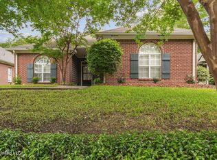 602 Camdenpark Dr, Ridgeland, MS 39157