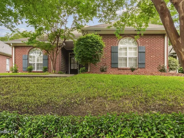 602 Camdenpark Dr, Ridgeland, MS 39157