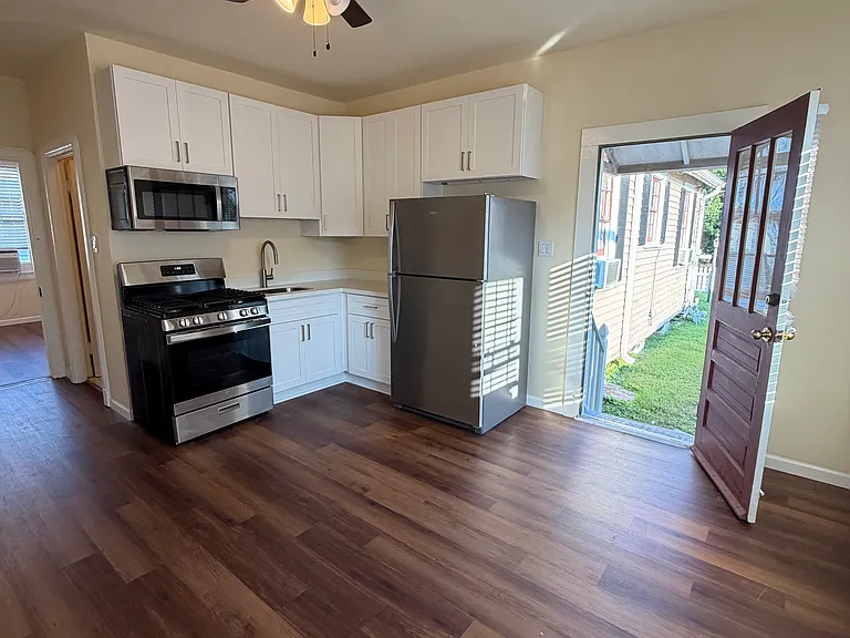 336 Harding St #B — Photo 2
