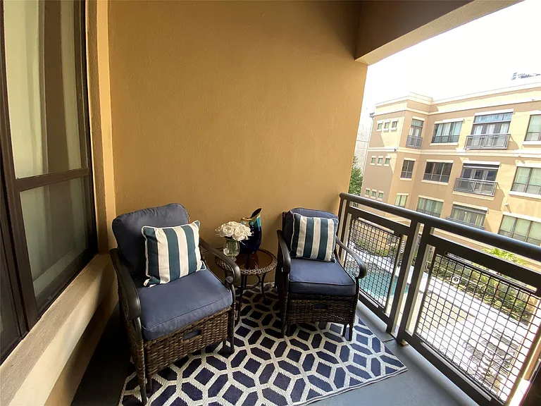 1901 Post Oak Blvd #3503 — Photo 38