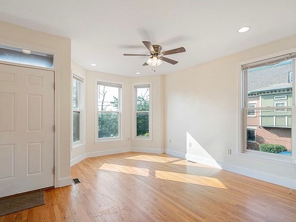 4th image of 85 Fort Ave Floor 1