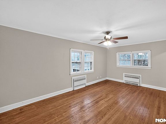 2nd image of 1614 Arlington Ave APT 2