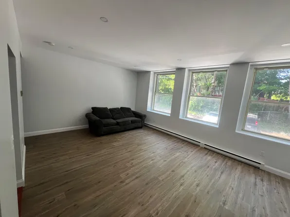 279 Onota St #106, Pittsfield, MA 01201