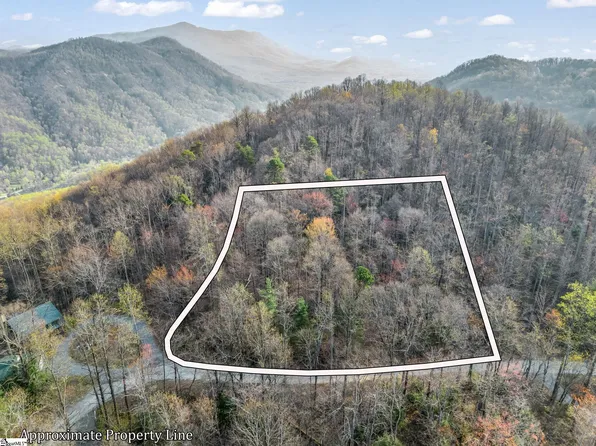 Mountain Lakes Dr, Tryon, NC 28782