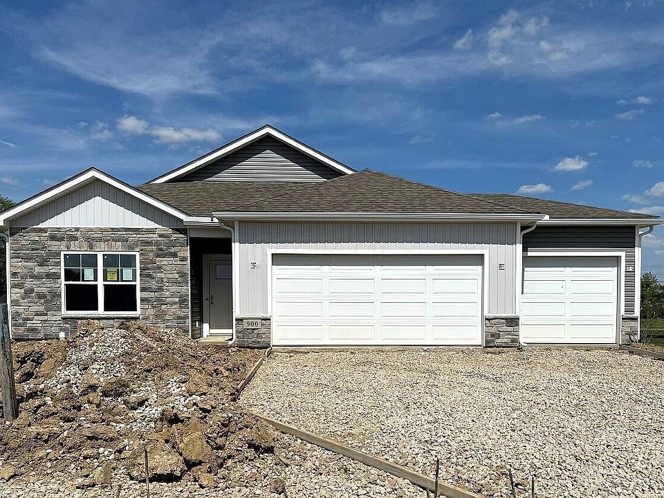 1st image of 900 Sunny Vale Dr