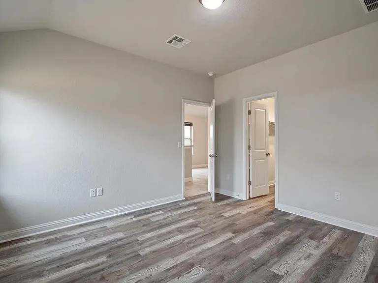 8214 Cottage Rose Dr — Photo 19