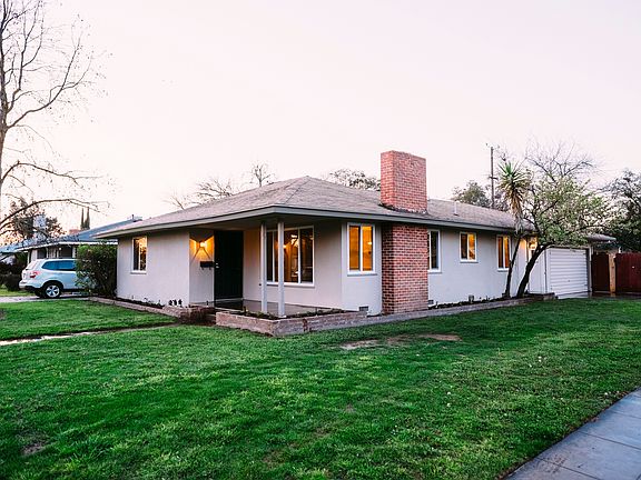 3rd image of 904 W Fedora Ave