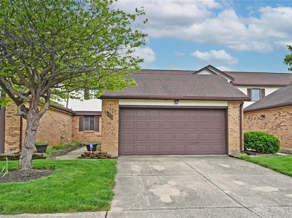 92 E Van Lake Dr, Vandalia, OH 45377